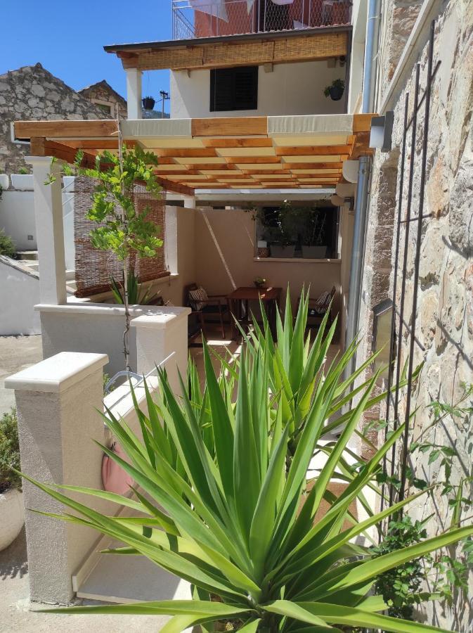 Stone House, Svirce, Hvar 外观 照片